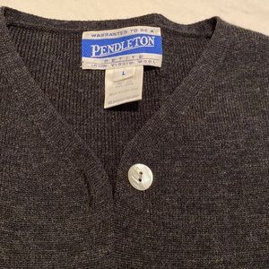 Great Vintage Pendleton dark grey wool cardigan, LP